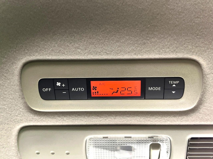 2016 Nissan Serena DAA-HFC26 (UW-69f2a47408854)[7]