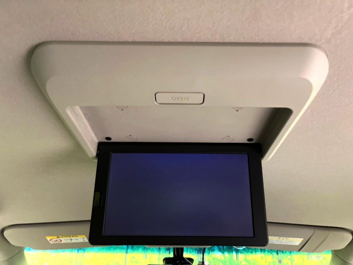 2016 Nissan Serena DAA-HFC26 (UW-69f2a47408854)[8]