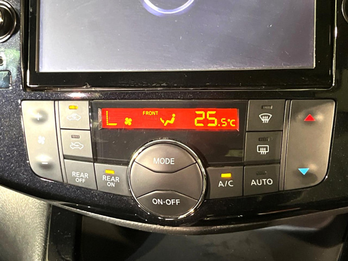 2016 Nissan Serena DAA-HFC26 (UW-69f2a47408854)[19]