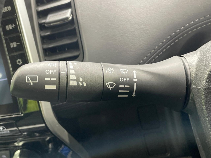 2020 Nissan Serena 6AA-HFC27 (UW-69f2a47492b7f)[29]