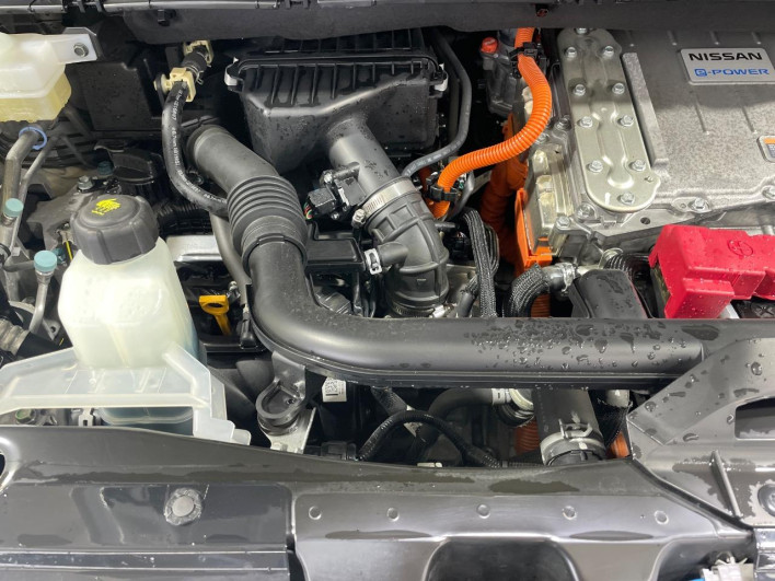 2020 Nissan Serena 6AA-HFC27 (UW-69f2a47492b7f)[4]