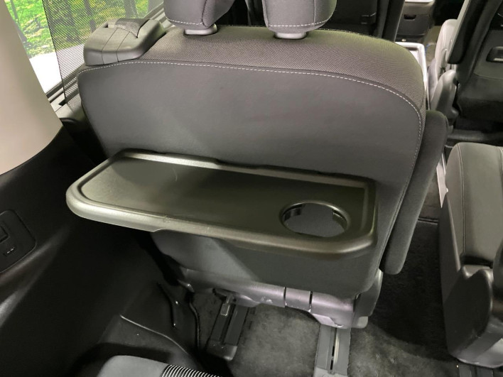 2022 Nissan Serena 6AA-HFC27 (UW-69f2a476b9979)[26]