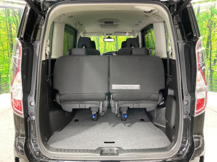 2022 Nissan Serena 6AA-HFC27 (UW-69f2a476b9979)[27]