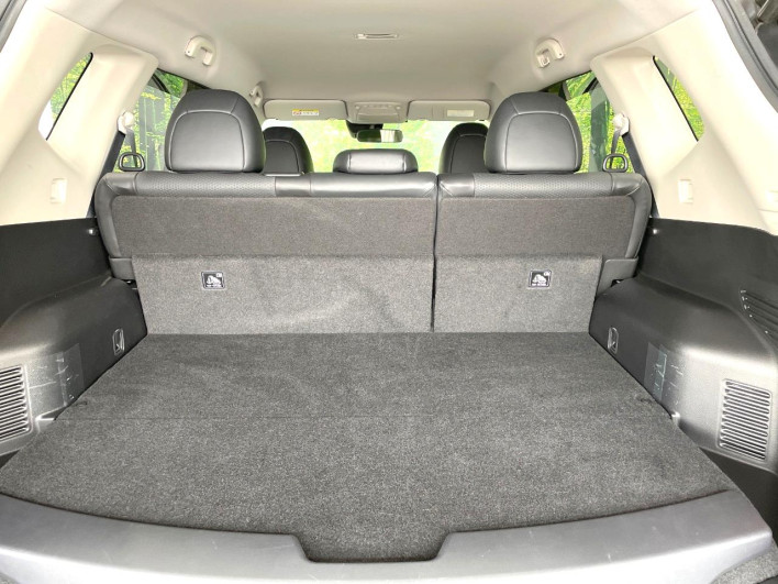 2020 Nissan X-Trail DAA-HT32 (UW-69f2a4778d43e)[19]