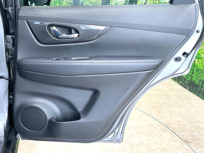 2020 Nissan X-Trail DAA-HT32 (UW-69f2a4778d43e)[6]