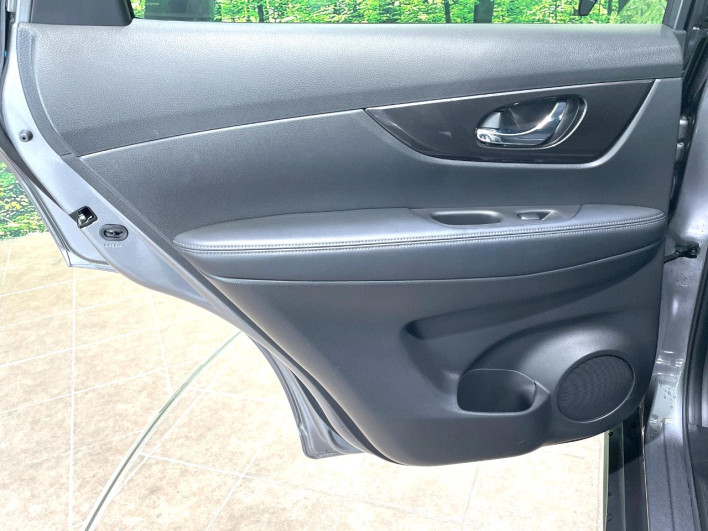 2020 Nissan X-Trail DAA-HT32 (UW-69f2a4778d43e)[24]