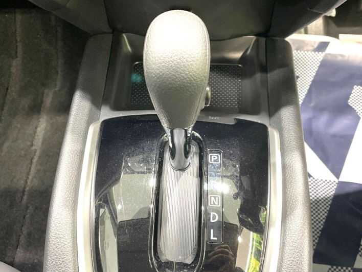 2020 Nissan X-Trail DAA-HT32 (UW-69f2a4778d43e)[14]