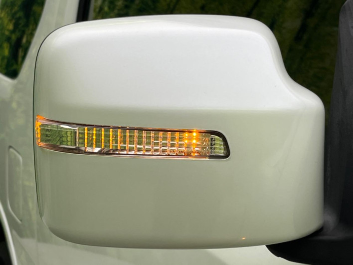 2012 Suzuki Jimny ABA-JB23W (UW-69f2a478564b4)[29]