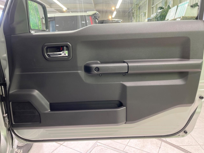 2021 Suzuki Jimny 3BA-JB64W (UW-69f2a47a022cc)[16]