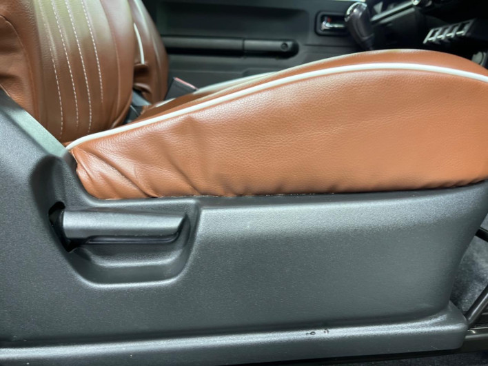 2023 Suzuki Jimny 3BA-JB64W (UW-69f2a47b59fdd)[29]