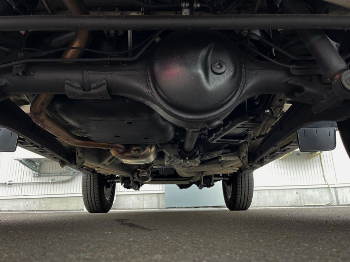 2020 Suzuki Jimny Sierra 3BA-JB74W (UW-69f2a47e4a94f)[28]