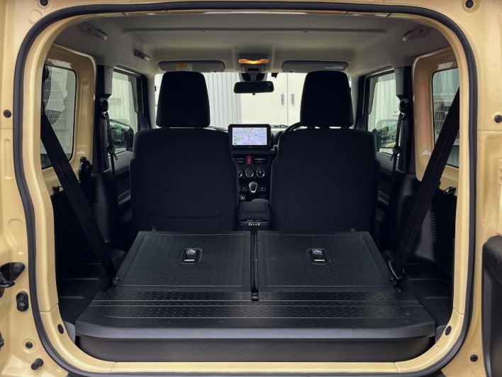 2020 Suzuki Jimny Sierra 3BA-JB74W (UW-69f2a47e4a94f)[25]