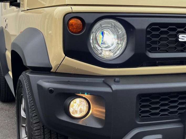 2020 Suzuki Jimny Sierra 3BA-JB74W (UW-69f2a47e4a94f)[18]