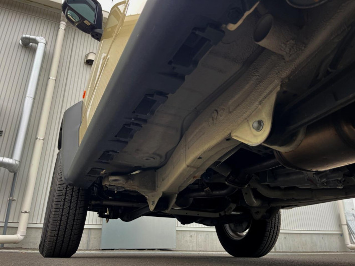 2020 Suzuki Jimny Sierra 3BA-JB74W (UW-69f2a47e4a94f)[27]