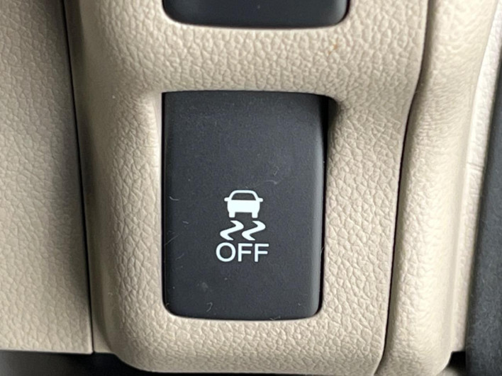 2015 Honda N-BOX DBA-JF1 (UW-69f2a4813c3ee)[26]