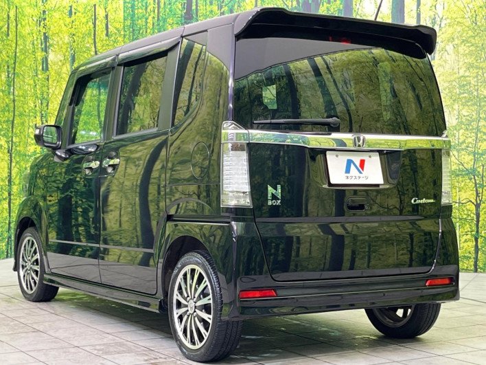 2014 Honda N-BOX CUSTOM DBA-JF1 (UW-69f2a4822eca5)[10]