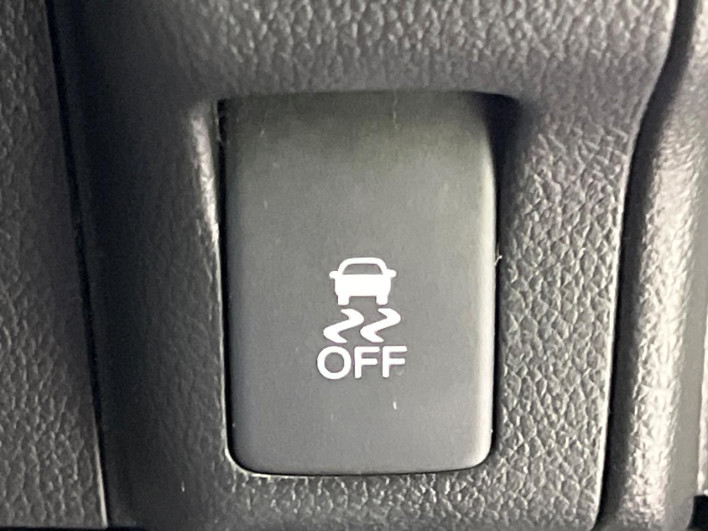 2015 Honda N-BOX CUSTOM DBA-JF1 (UW-69f2a4829a805)[18]