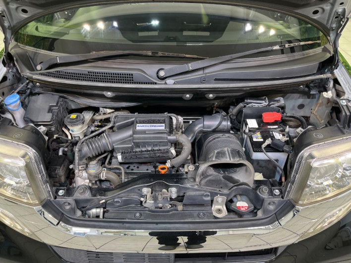 2015 Honda N-BOX CUSTOM DBA-JF1 (UW-69f2a4829a805)[4]