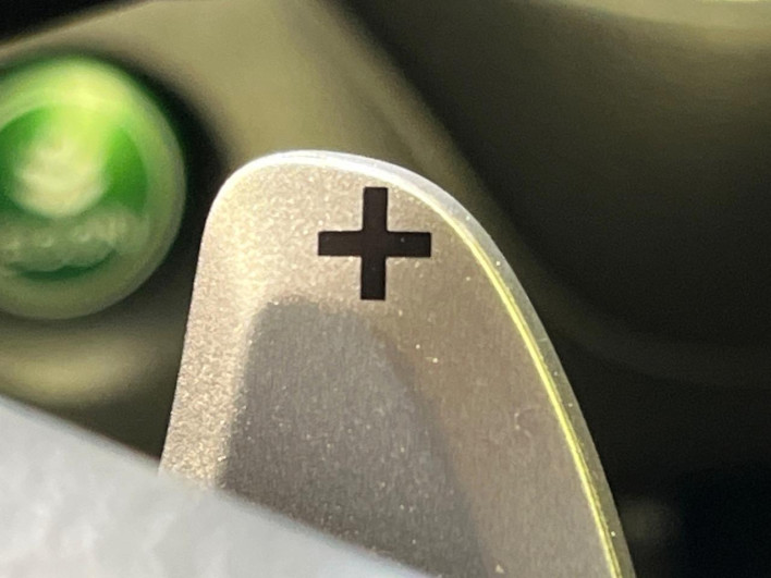 2015 Honda N-BOX CUSTOM DBA-JF1 (UW-69f2a4829a805)[23]