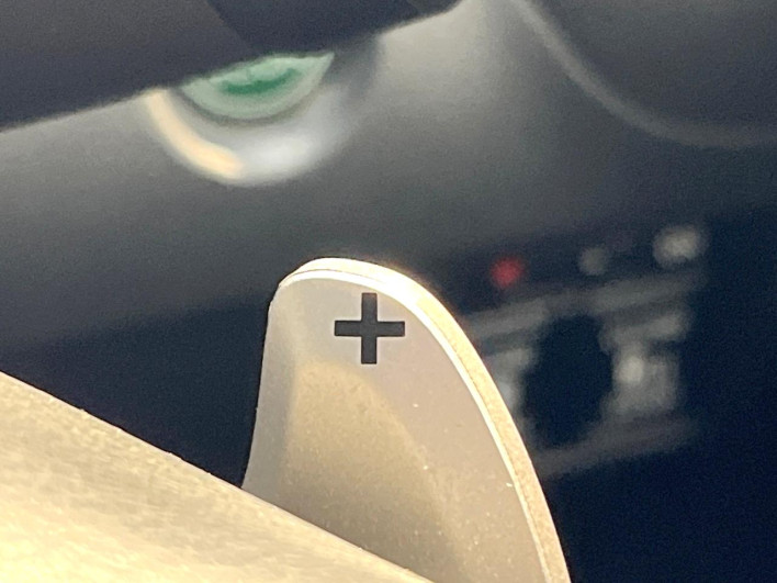 2016 Honda N-BOX CUSTOM DBA-JF1 (UW-69f2a4837a405)[19]