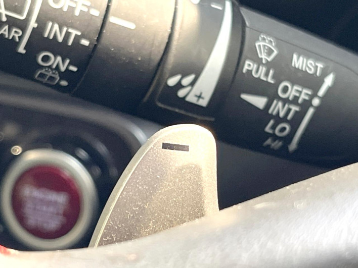 2016 Honda N-BOX CUSTOM DBA-JF1 (UW-69f2a4837a405)[20]