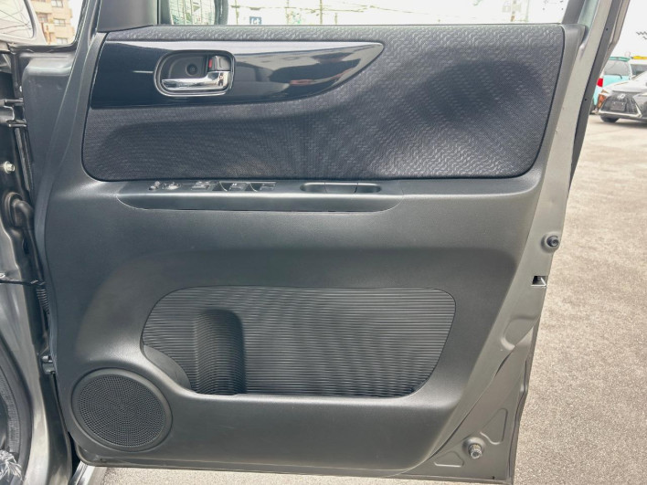 2013 Honda N-BOX+ Custom DBA-JF1 (UW-69f2a4846af53)[18]