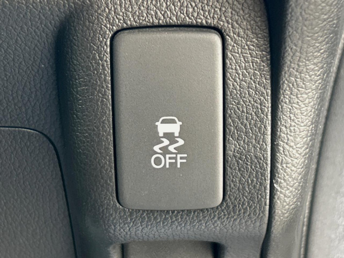 2013 Honda N-BOX+ Custom DBA-JF1 (UW-69f2a4846af53)[23]