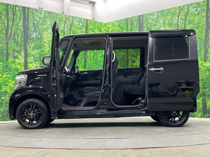 2017 Honda N-BOX CUSTOM DBA-JF2 (UW-69f2a484ebbc0)[26]