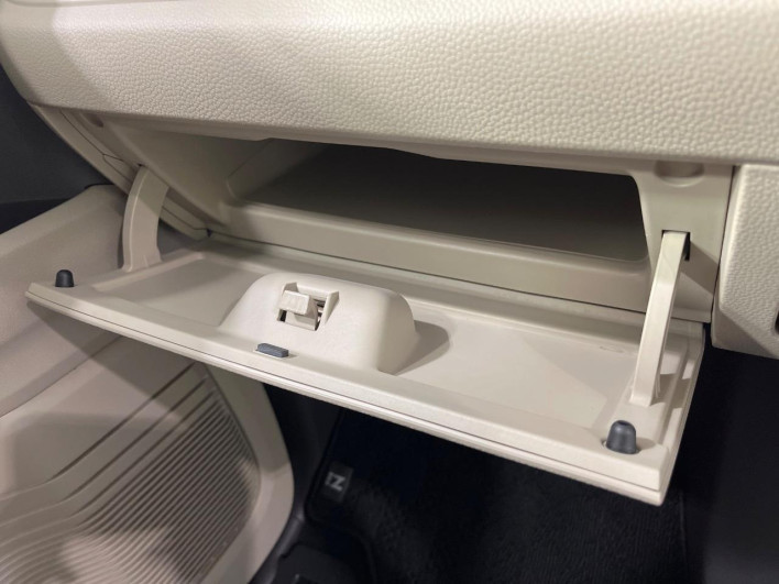 2017 Honda N-BOX DBA-JF3 (UW-69f2a485b4560)[4]