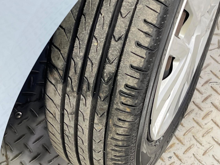 2017 Honda N-BOX DBA-JF3 (UW-69f2a485b4560)[16]