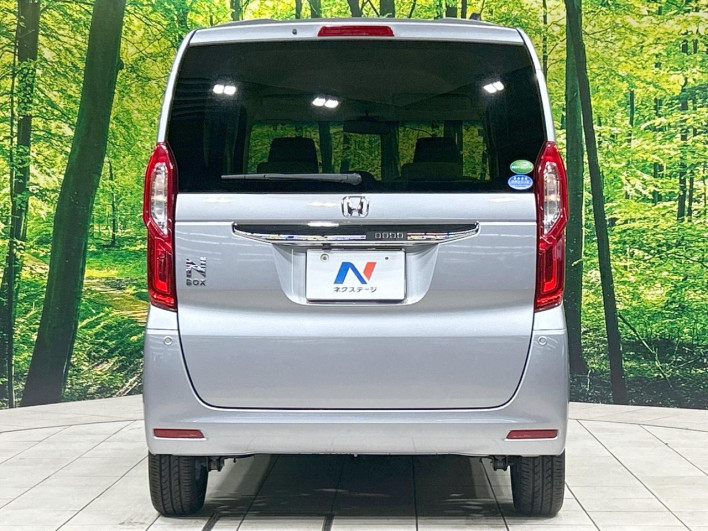 2017 Honda N-BOX 6BA-JF3 (UW-69f2a486526c3)[18]