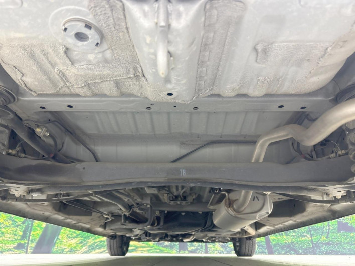 2017 Honda N-BOX 6BA-JF3 (UW-69f2a486526c3)[23]