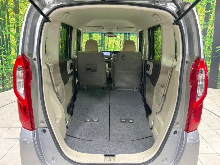 2017 Honda N-BOX 6BA-JF3 (UW-69f2a486526c3)[26]