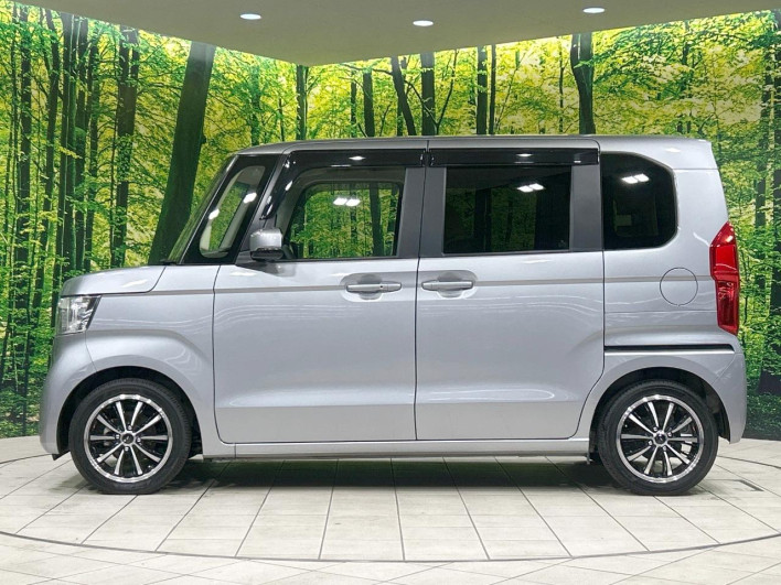 2017 Honda N-BOX 6BA-JF3 (UW-69f2a486526c3)[20]