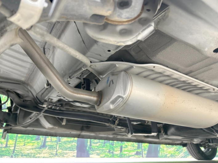 2017 Honda N-BOX 6BA-JF3 (UW-69f2a486526c3)[24]