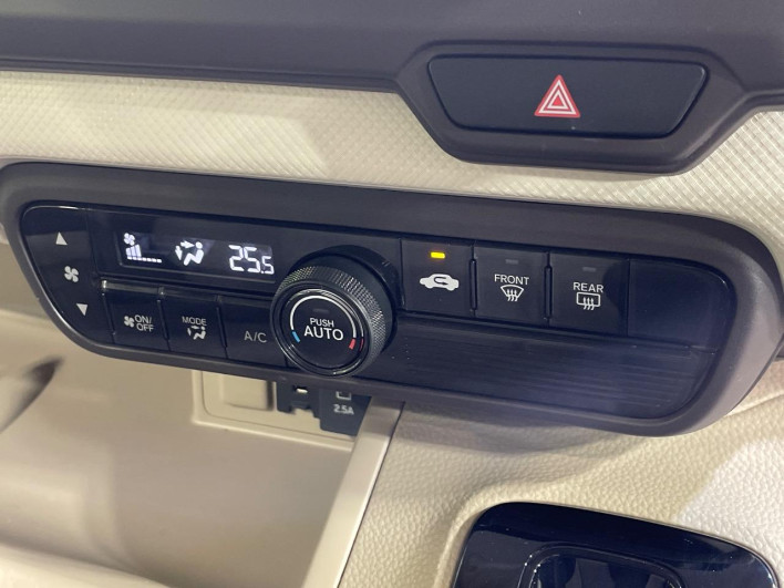 2019 Honda N-BOX DBA-JF3 (UW-69f2a48739d3d)[12]