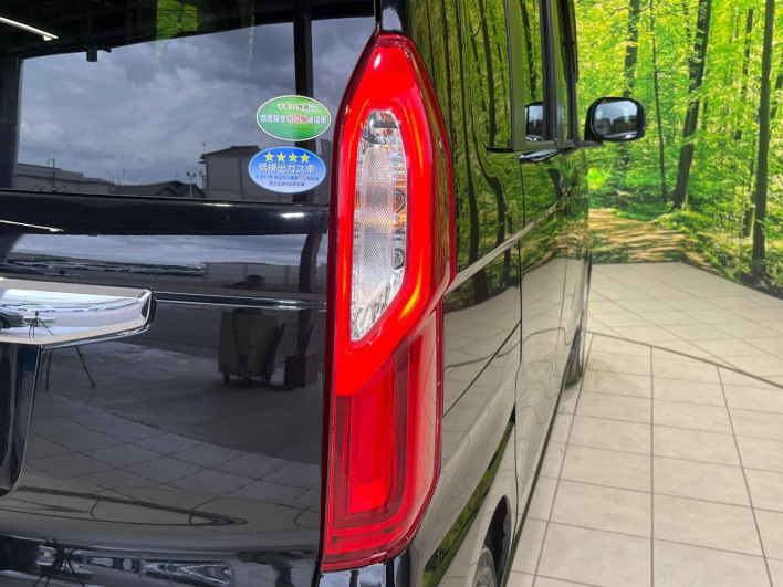 2019 Honda N-BOX DBA-JF3 (UW-69f2a487c62b9)[23]