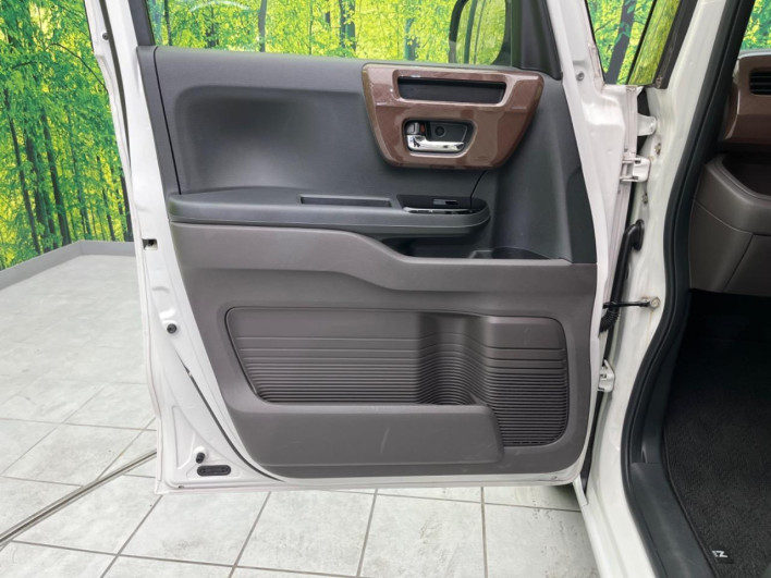 2019 Honda N-BOX DBA-JF3 (UW-69f2a488d2e00)[26]