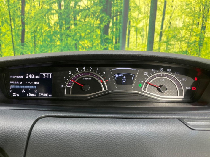 2019 Honda N-BOX CUSTOM DBA-JF3 (UW-69f2a489292a0)[16]