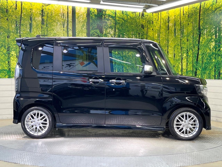 2021 Honda N-BOX CUSTOM 6BA-JF3 (UW-69f2a48bac1c1)[26]
