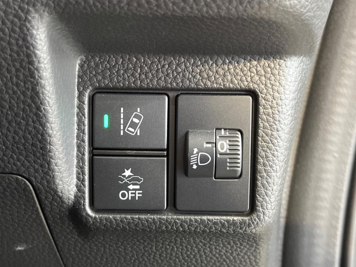 2021 Honda N-BOX CUSTOM 6BA-JF3 (UW-69f2a48bad87d)[26]