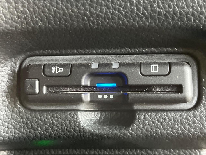 2021 Honda N-BOX CUSTOM 6BA-JF3 (UW-69f2a48bad87d)[27]