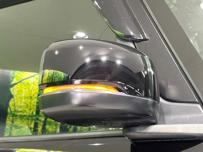 2022 Honda N-BOX CUSTOM 6BA-JF3 (UW-69f2a48ce37b2)[21]