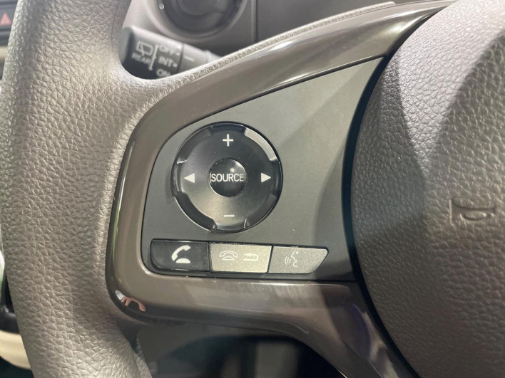 2018 Honda N-BOX DBA-JF3 (UW-69f2a48d9804f)[26]