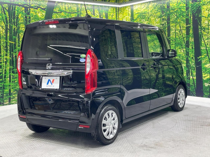 2018 Honda N-BOX DBA-JF3 (UW-69f2a48d9804f)[15]