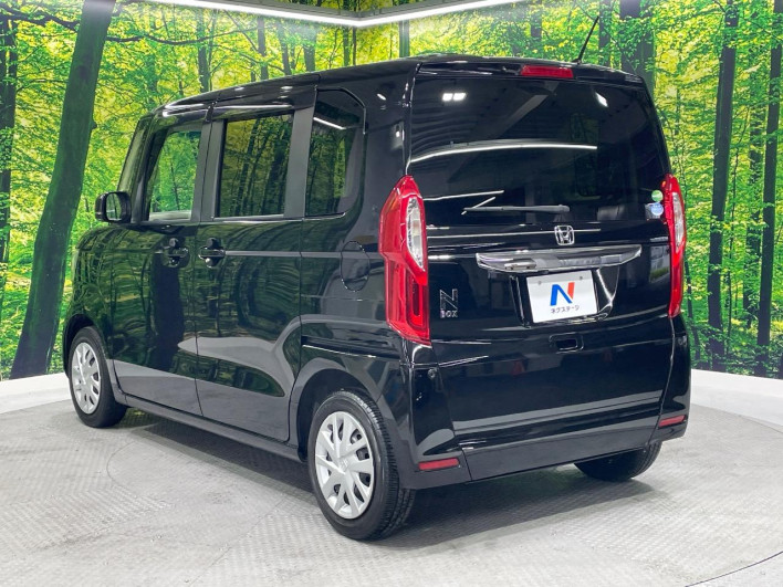 2018 Honda N-BOX DBA-JF3 (UW-69f2a48d9804f)[17]