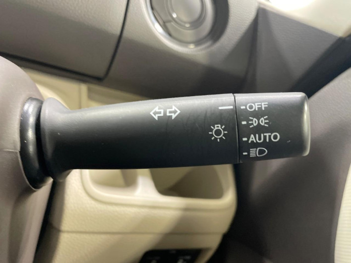 2018 Honda N-BOX DBA-JF3 (UW-69f2a48d9804f)[27]