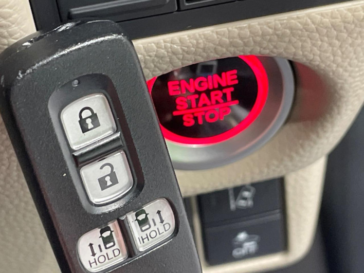 2018 Honda N-BOX DBA-JF3 (UW-69f2a48d9804f)[22]