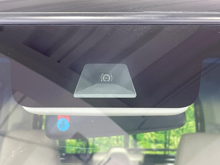 2018 Honda N-BOX DBA-JF3 (UW-69f2a48d9804f)[9]