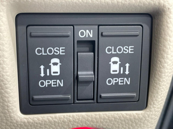 2018 Honda N-BOX DBA-JF3 (UW-69f2a48d9804f)[21]